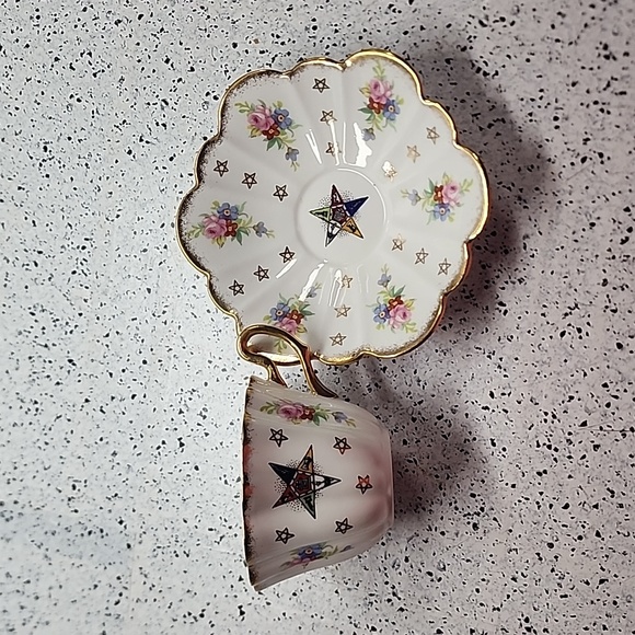 Vintage Royal Stuart Spencer Stevenson Eastern Star Rose Bouquet Cup Saucer Set - Picture 3 of 7